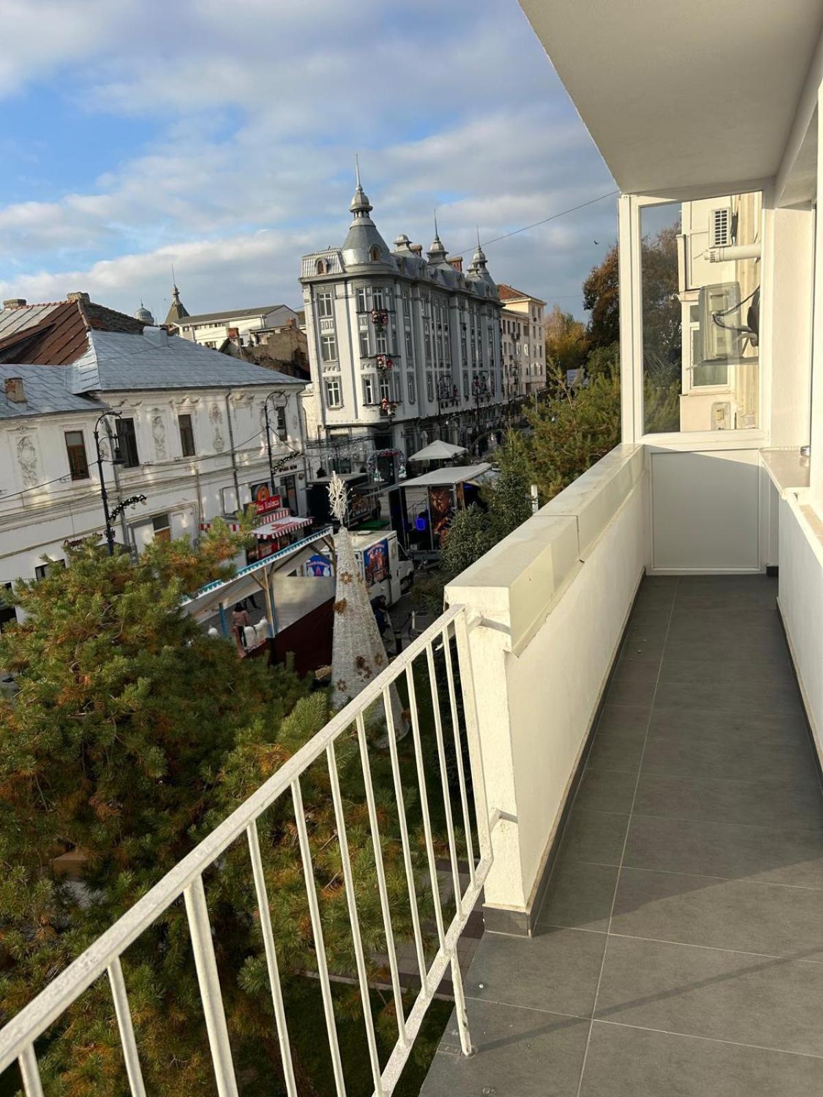 Elit Apartment Крайова Екстериор снимка