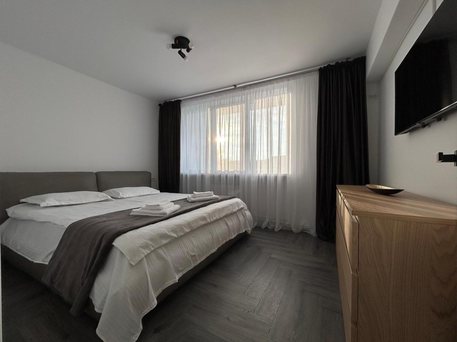 Elit Apartment Крайова Екстериор снимка